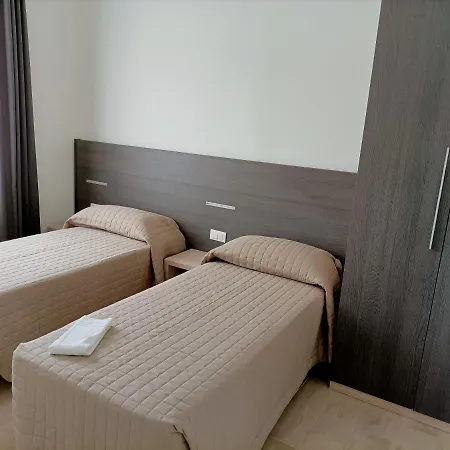 Hotel Bed & Book 2*