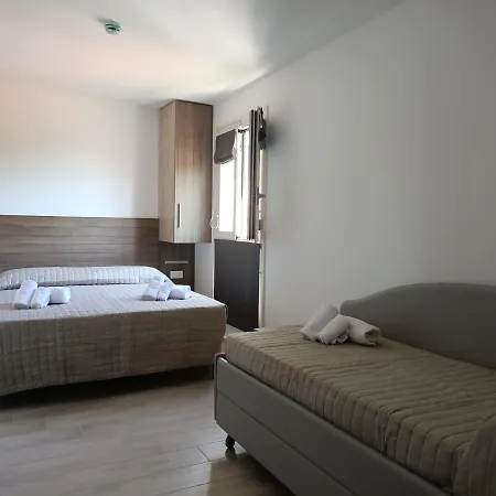 Hotel Bed & Book 2*
