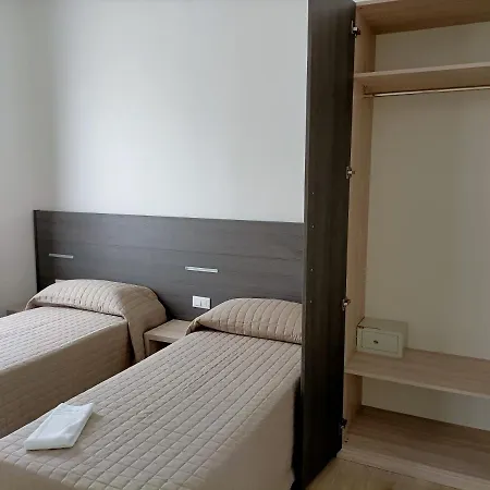 Bed & Book 2*