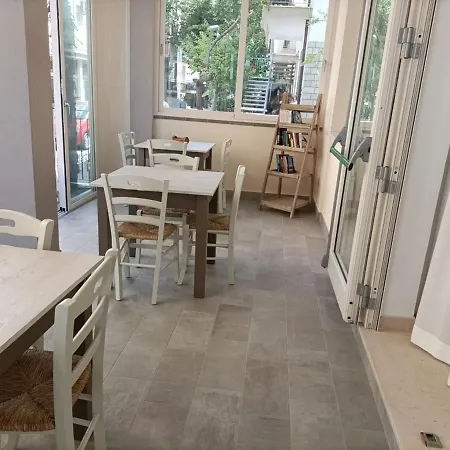 Bed & Book Отель 2*