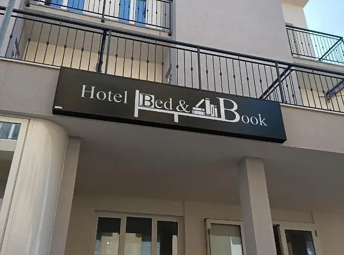 Bed & Book Otel Rimini
