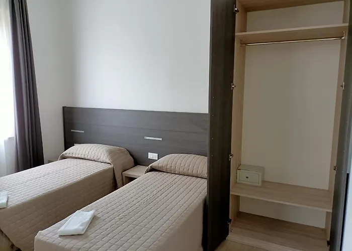 Bed & Book 2*