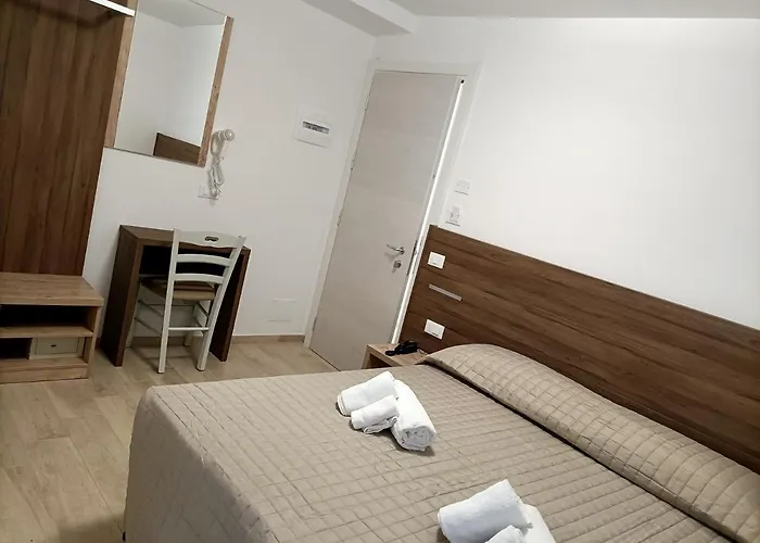 Bed & Book 호텔 2*