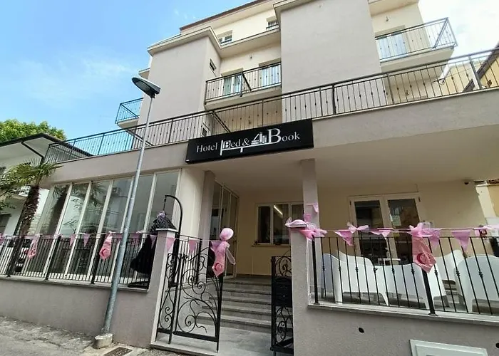 Otel Bed & Book Rimini
