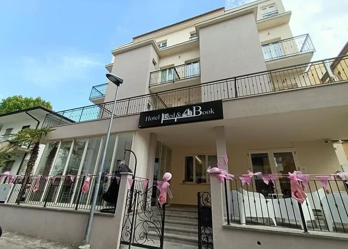 Bed & Book 2* 리미니