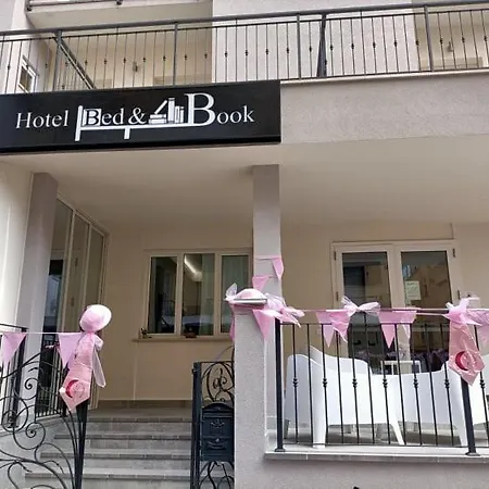 Szálloda Bed & Book Rimini