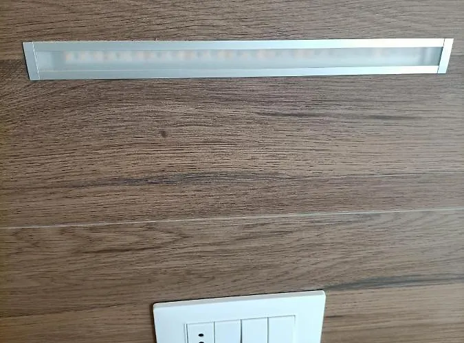 Bed & Book 2* 리미니