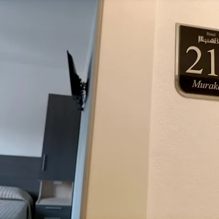 Bed & Book Hotel